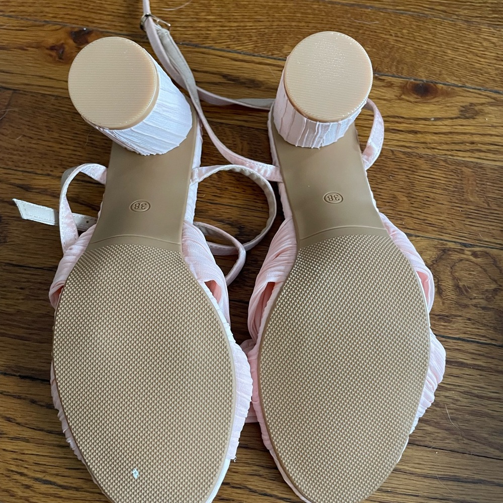 Pink bow chunk heels - Picture 2 of 3